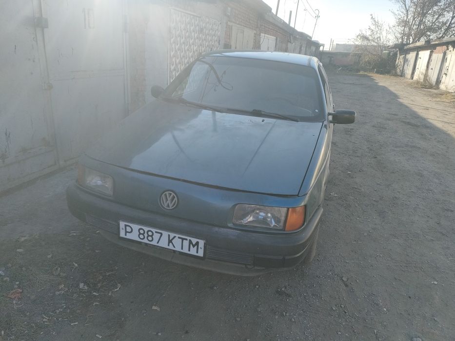 Бампер Фольксваген Пассат б3