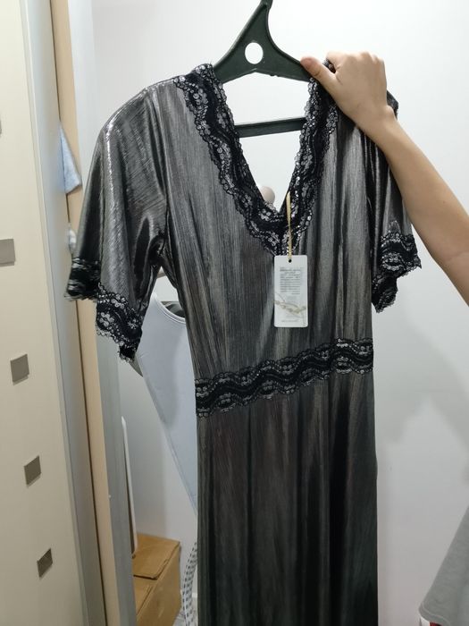 Одежда разная недорого.