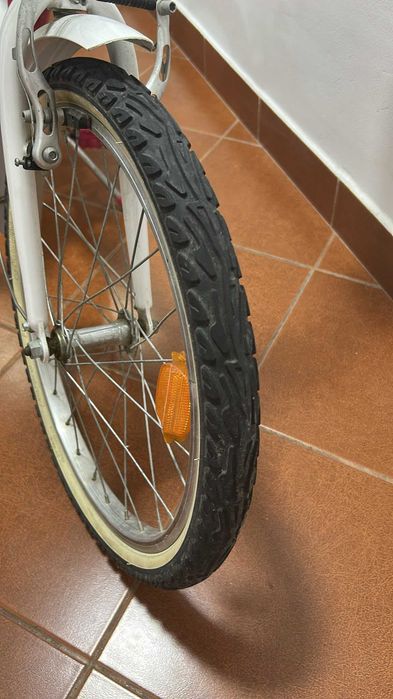 Bicicletă fete B’Twin Mistigirl 500 (Dechatlon) - Roți 20 inch, Stare Excelentă