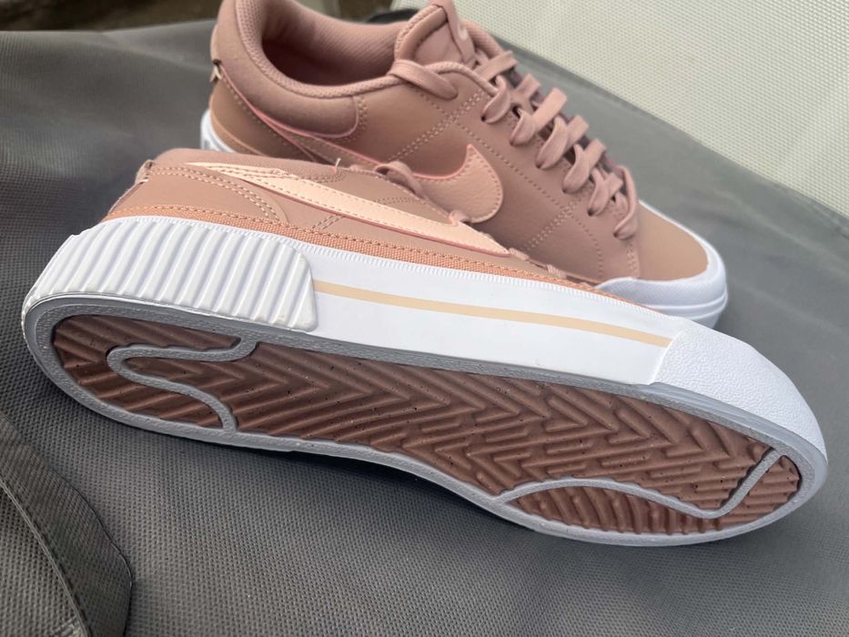 Дамски обувки Nike wmns court legacy lift