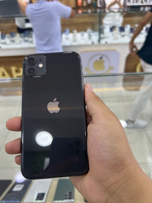 Iphone 11 yengi 1oy boldi karopkadan ochilganiga