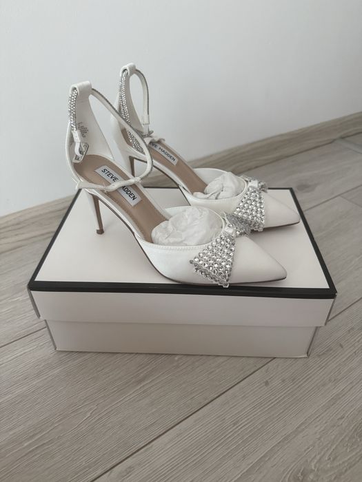 Pantofi mireasa Steve Madden marimea 37 noi