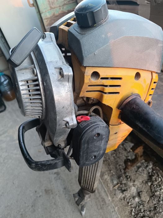 Picamăr Wacker Neuson BH55 pe benzină, cu daltă