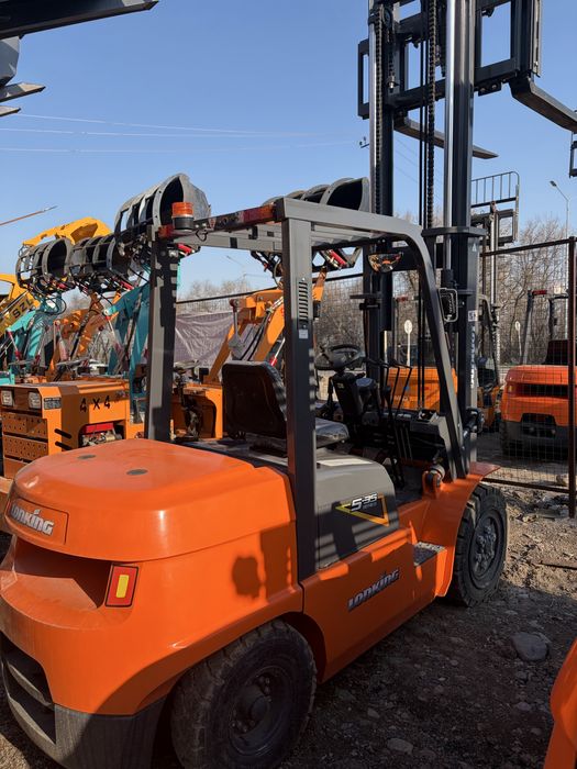 Вилочный погрузчик кара  Lonking