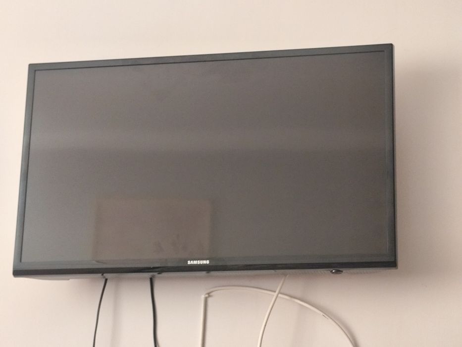 Samsung UE32FH4003 телевизор