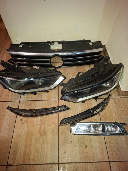 far bara  grila proiector vw Passat b8 2017