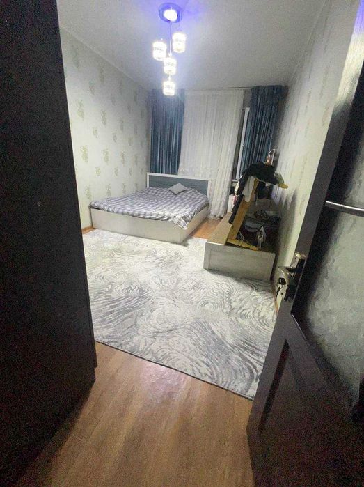 Яшнободда 2 хонали квартира сотилади