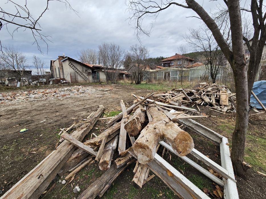 Подарявам дърва за огрев