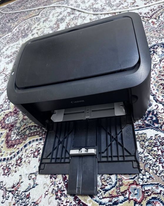 Принтер холати яхши canon Lpb 6030