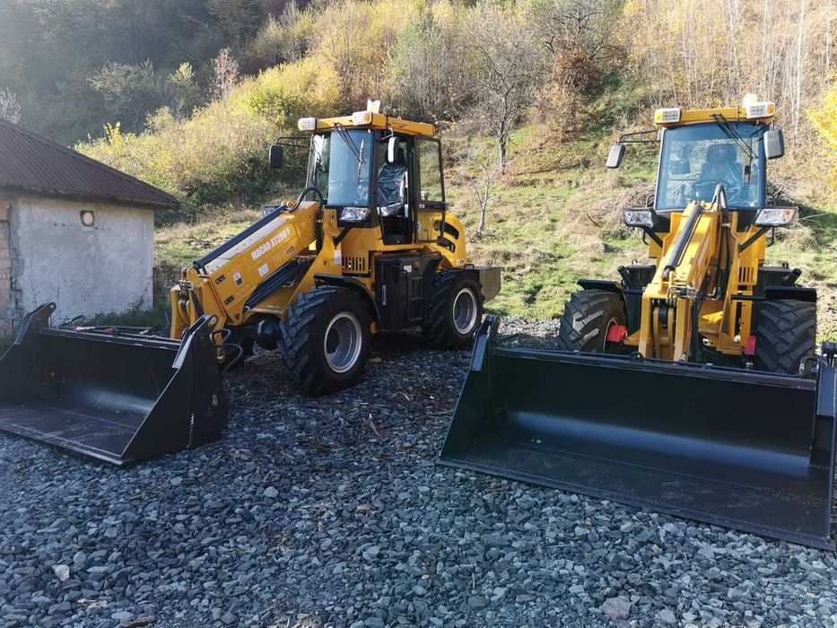 Încărcător frontal telescopic XT250, 2,5t ridicare