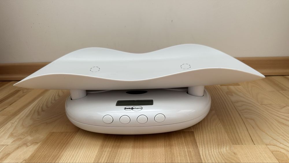 Везна BebePharm за малки и големи