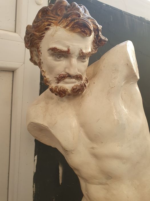 Statuie Bust probabil gips arta. Bucuresti Sectorul 6 • OLX.ro
