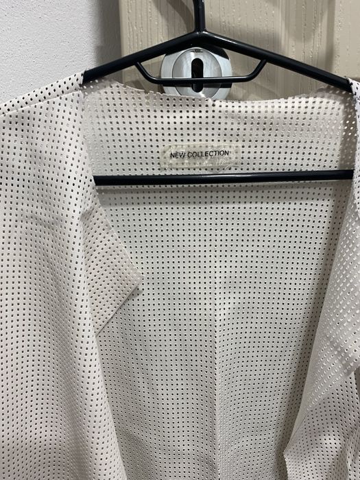 Дамско сако - за довършване на тоалет