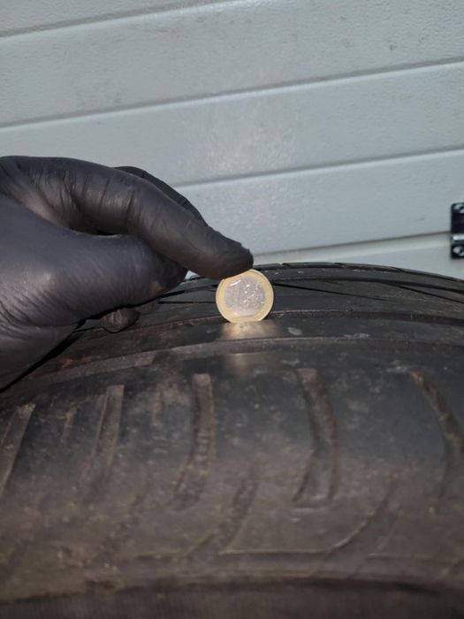 Jante 18  originale Mercedes cu anvelope Michelin