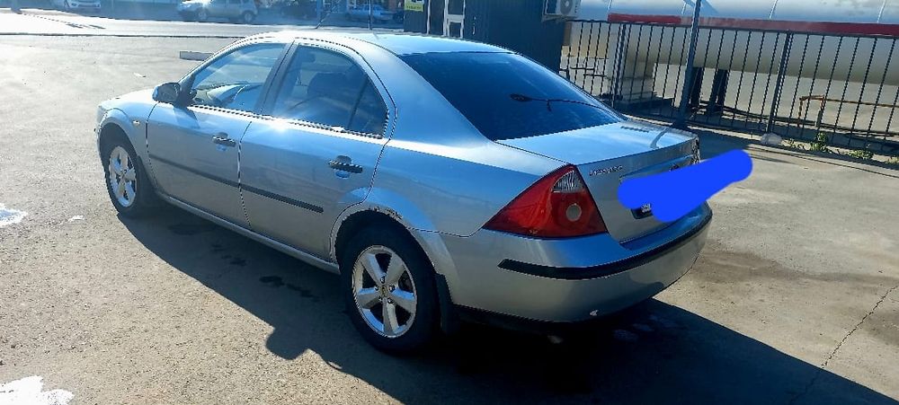 Форд мондео машина