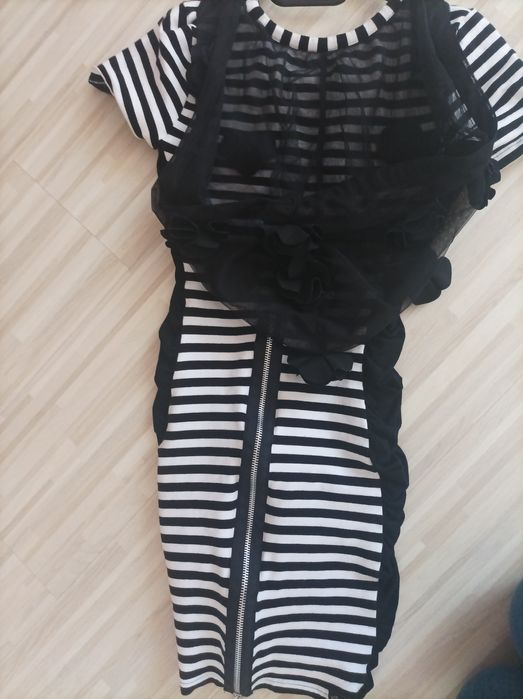 Дамска вталена рокля