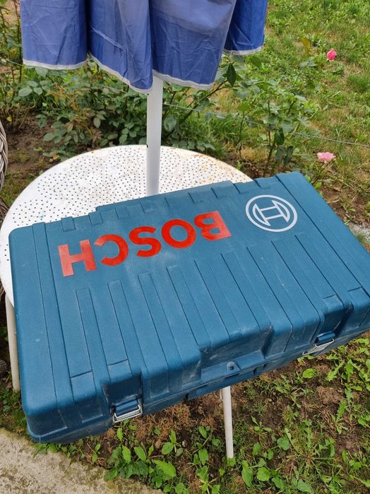 Slefuitoare Bosch pentru pereti si tavane.