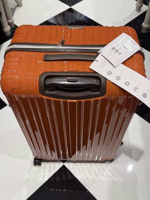 Чемодан новый Madame coco