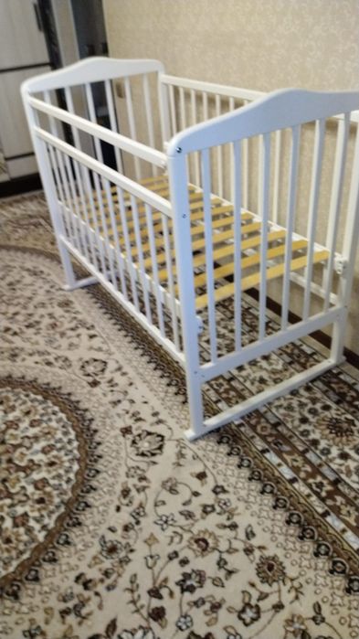 Продам детскую кроватку