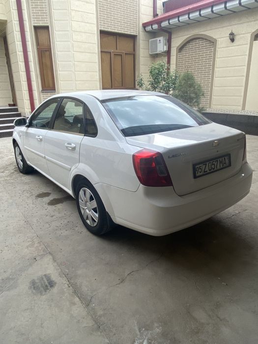 Chevrolet Lacetti / Gentra 2010 — 2