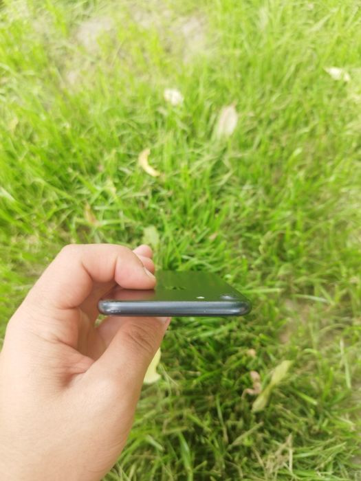 iphone 7 narxi 800.000 taqalgan olaman dganla tel qsn xotirasi 128 gb