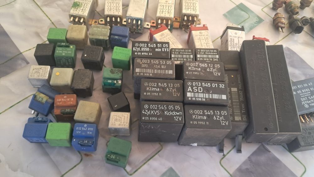 Мерс.w.124 Хлебница серая.