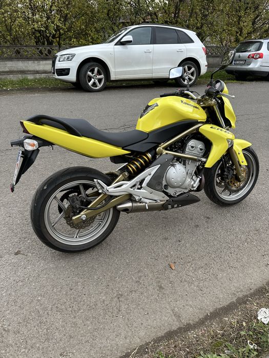 Kawasaki er-6n  650cm3