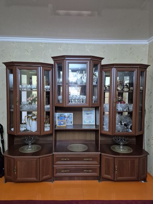 Стенка в идеальном состояние