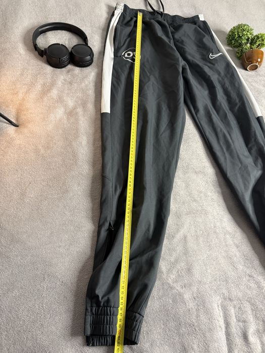 Pantaloni Nike vintage marimea M