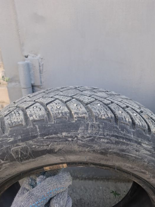 Продам зимние шины 185/65/14
