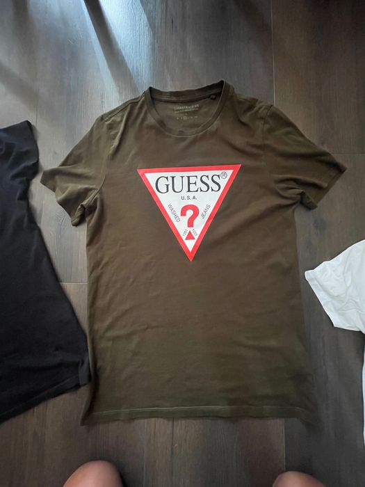 Оригинални мъжки тениски Guess