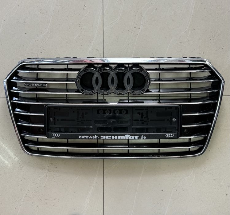 Решетка Audi A7 C7 15-18 S-line оригинална 4G8 853 651 G