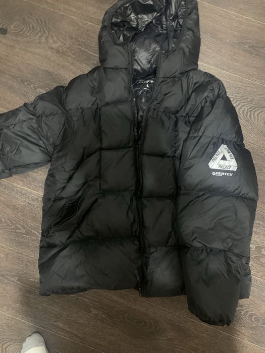 Пуховик Palace.