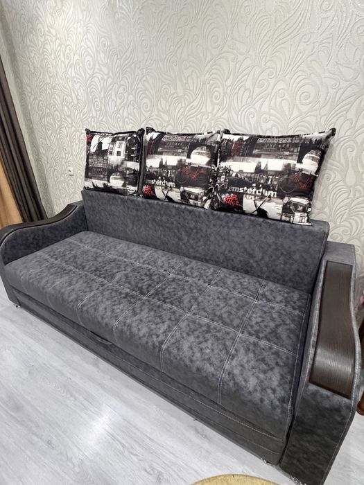 Продается диван раздвижной