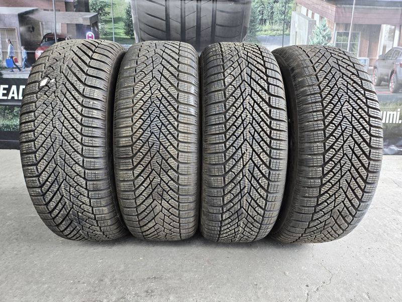 215/55/18 PIRELLI 4бр