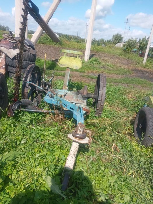 Косилка, грабли,прицеп для косилки.