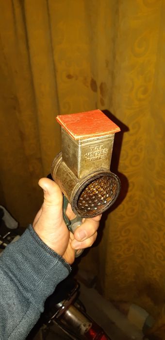 Орехомелачка винтидж