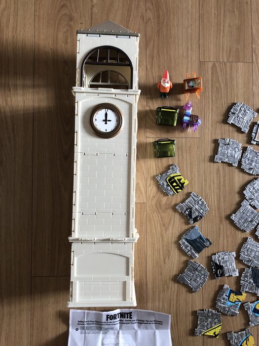 Fortnite башня с аксессуарами