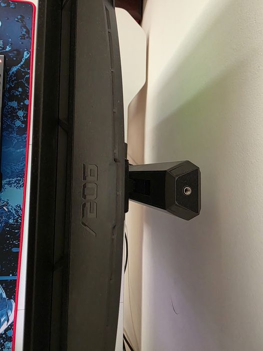 Monitor Gaming Lucios XG32UCWG cu GARANTIE