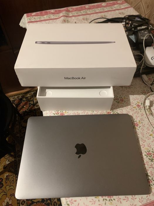 macbook air m1 8/256