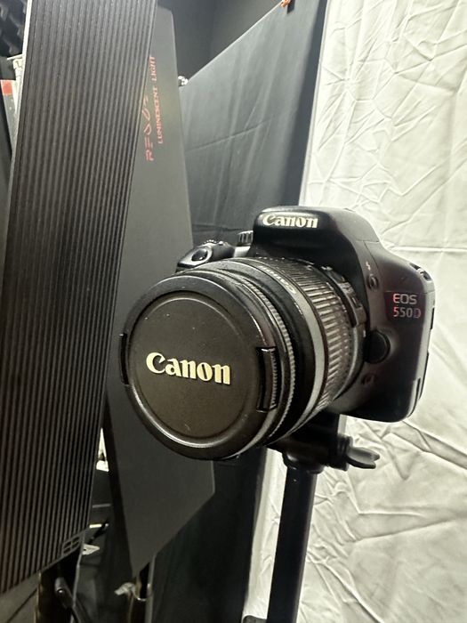 Canon Eos 550d отличном состояние