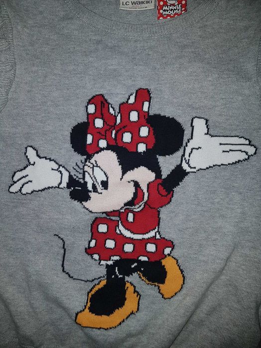 Рокля на unsea girl и пуловер Waikiki за 134-140 см