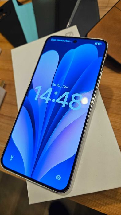 Xiaomi 13 CN 12/512GB бял Xiaomi.eu HyperOS 3