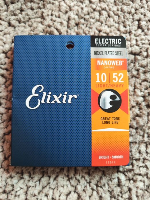 Yamaha 112J Electric Guitar