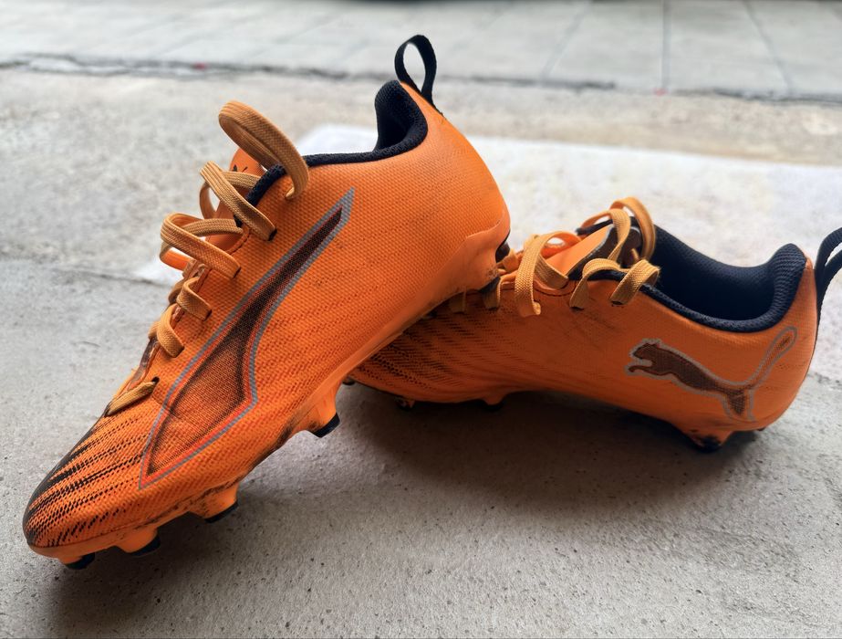 Ghete fotbal copii Puma Ultra 6 Match Juniors Firm Ground nr 33