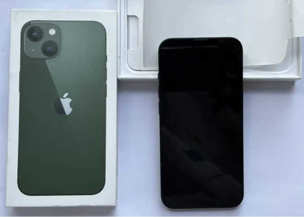 Телефон IPhone 13 128GB