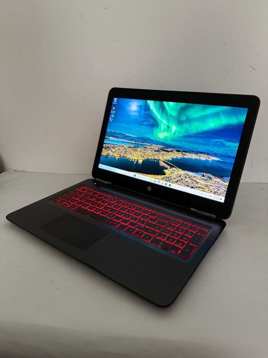 GAMING Hp Omen Gaming• Procesor i7-7700HQ• 12gb ddr4• GTX 1050 4Gb