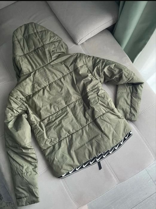 Geaca Nike Therma fit S, khaki