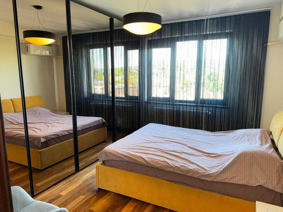 Apartament 2 cam+ boxa vizavi de Hanul Trei Sarmale