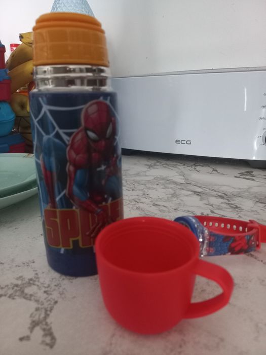 Sticla termos copii Spiderman, cu cana si ceas